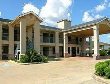 Days Inn By Wyndham El Campo Tx Bagian luar foto